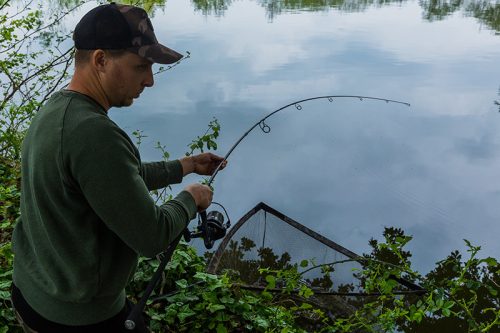 Fox Explorer Ti bojlis bot teleszkópos nyéltaggal 2,40m-3m/3,5lbs